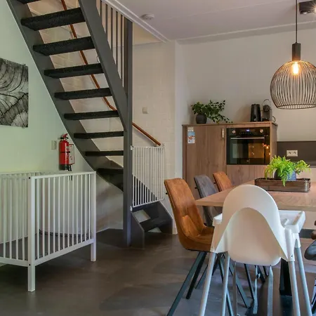 Сasa de vacaciones Child-friendly House With 2 Bathrooms, On A At The Vrachelse Heide Oosterhout (North Brabant)