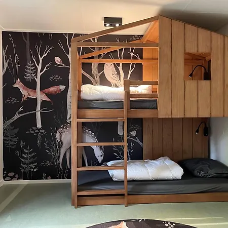Child-friendly House With 2 Bathrooms, On A At The Vrachelse Heide * Oosterhout (North Brabant)